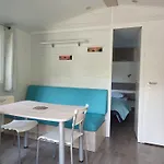 Insolite, Mobil Gîte, - Canal Nantes à Brest 40 Minutes Nantes Et Saint-nazaire Campeggio