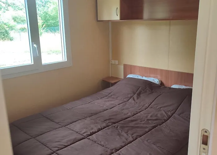 Insolite, Mobil Gite, - Canal Nantes A Brest 40 Minutes Nantes Et Saint-nazaire Guenrouet