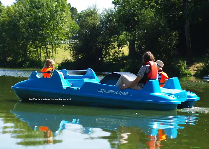 Insolite, Mobil Gite, - Canal Nantes A Brest 40 Minutes Nantes Et Saint-nazaire